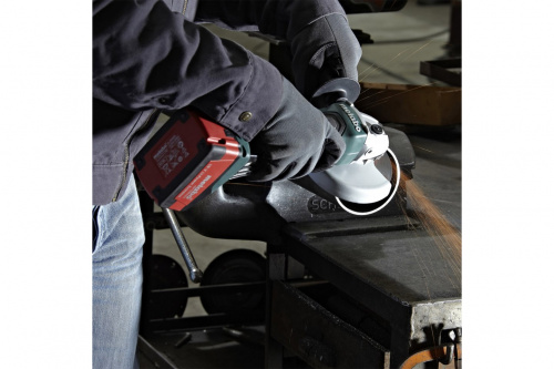 Аккумуляторная углошлифовальная машина Metabo W18 фото 5 Аккумуляторная углошлифовальная машина Metabo W18 фото 5