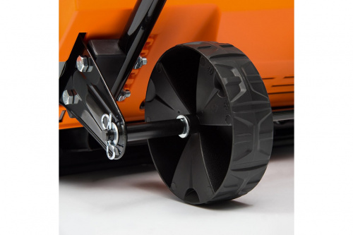 Снегоуборщик электрический DAEWOO DAST 3000E фото 2 Снегоуборщик электрический DAEWOO DAST 3000E фото 2