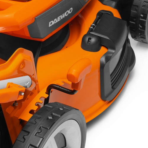 Газонокосилка аккумуляторная DAEWOO DLM 5042 Li-S SET фото 10 Газонокосилка аккумуляторная DAEWOO DLM 5042 Li-S SET фото 10