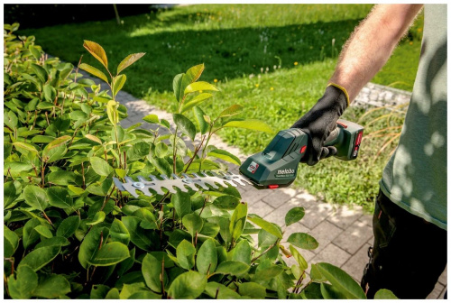 Аккумуляторные ножницы-кусторез Metabo PowerMaxx SGS 12 Q 1х2.0 фото 4 Аккумуляторные ножницы-кусторез Metabo PowerMaxx SGS 12 Q 1х2.0 фото 4