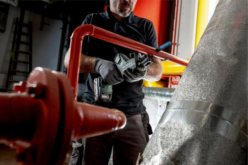 Аккумуляторная ножовка Metabo SSE 18 LTX BL Compact (без АКБ и ЗУ) 602366850 фото 2 Аккумуляторная ножовка Metabo SSE 18 LTX BL Compact (без АКБ и ЗУ) 602366850 фото 2